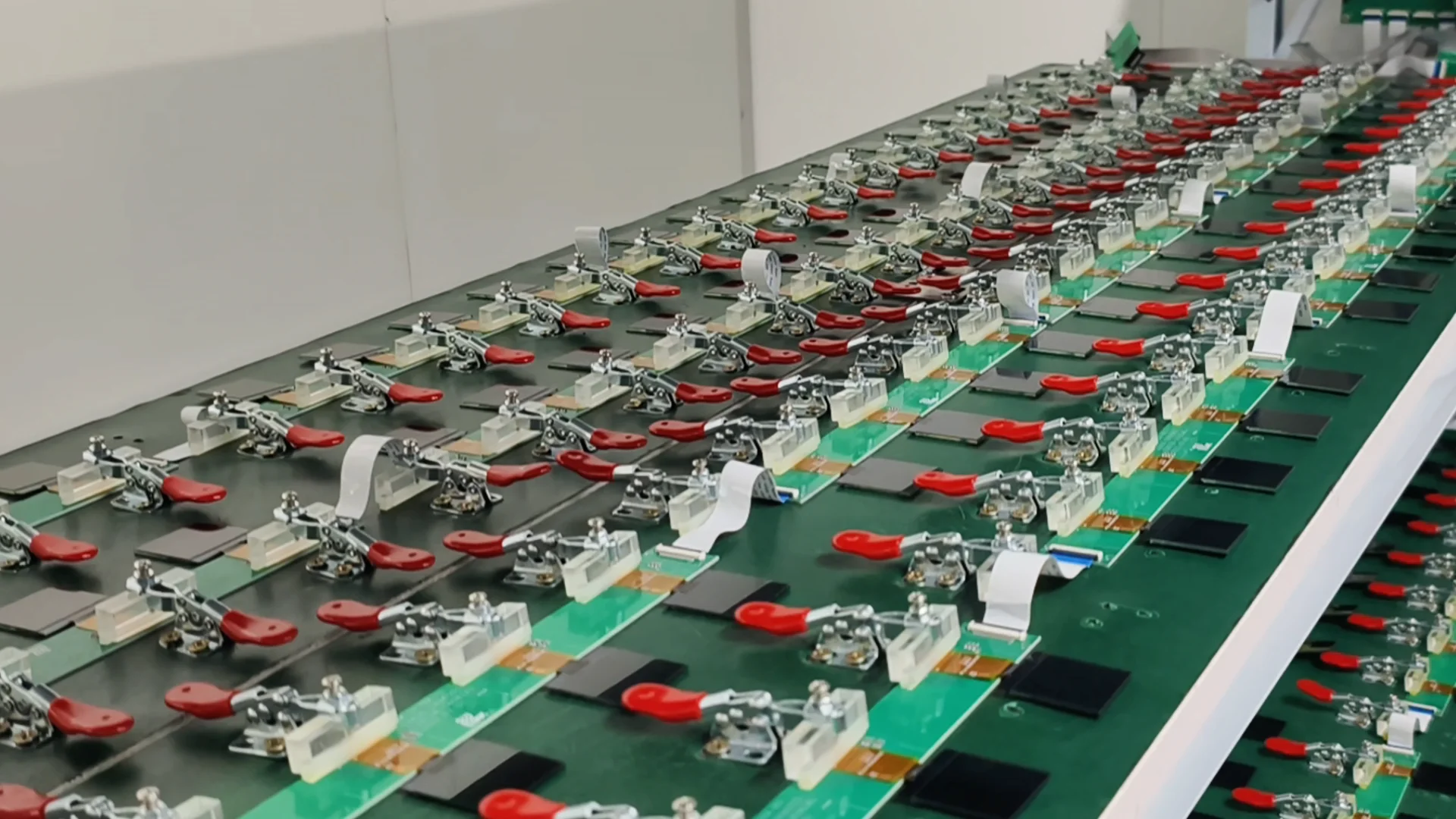 TFT Ръководство за проектиране на околната температура: Професионален съвет от CNK Electronics